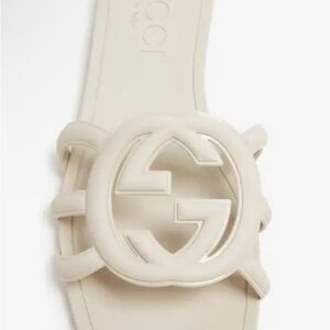 Gucci mules. NWB and tags